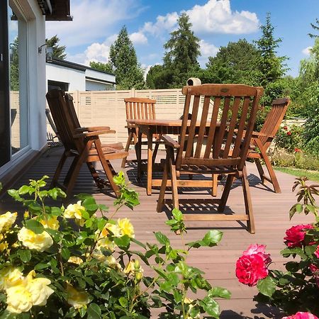 Ferienhaus Direkt An Der Spree Mit Whirlpool Und Sauna Berlim Exterior foto