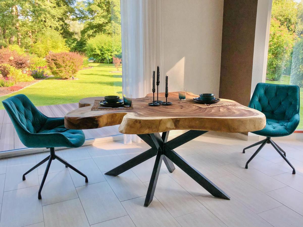 Ferienhaus Direkt An Der Spree Mit Whirlpool Und Sauna Berlim Exterior foto